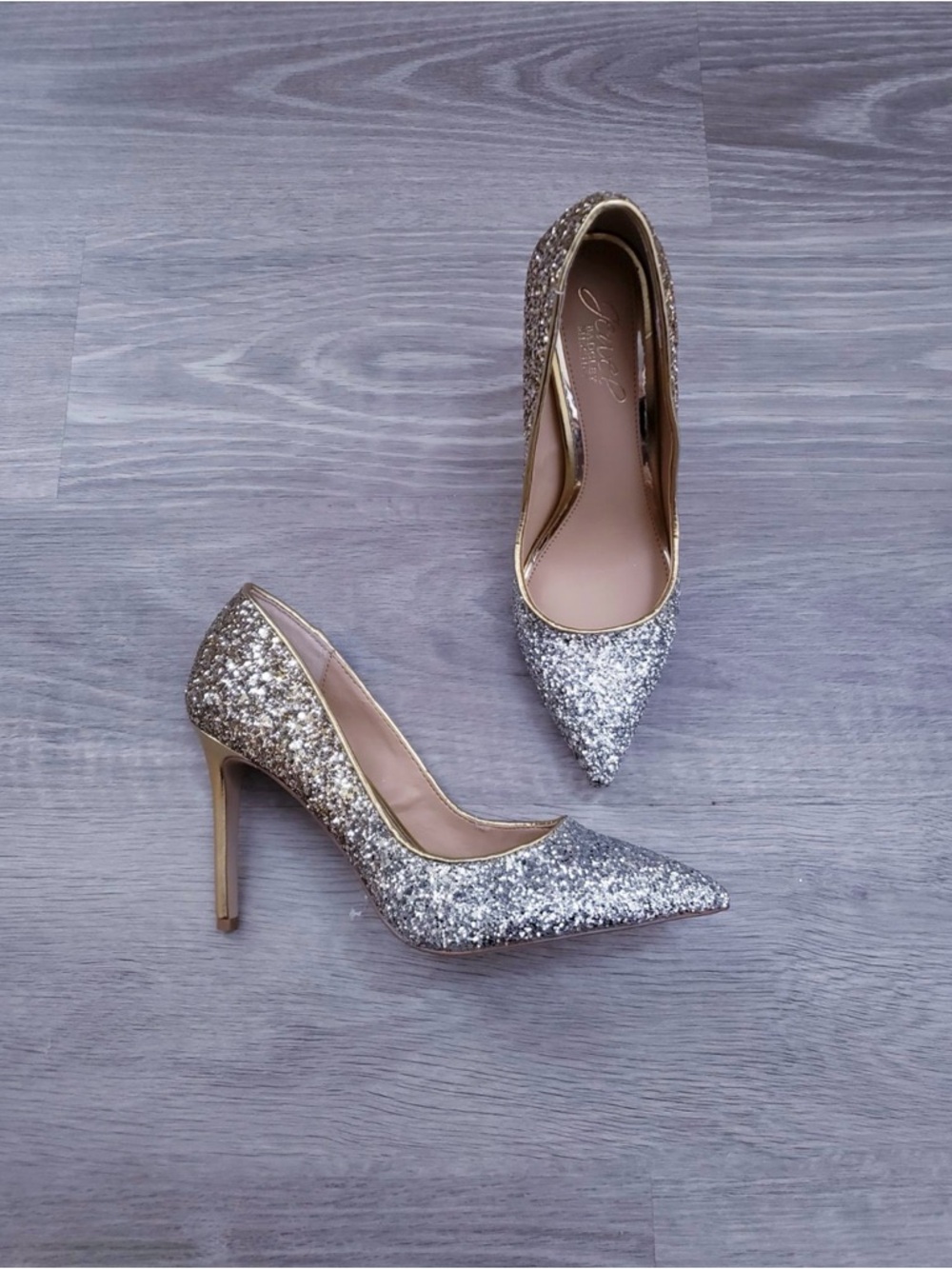 Size 6, Badgley Mischka Ombree Sparkle Heels